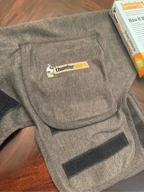 New with box Thundershirt Small Heather Grey